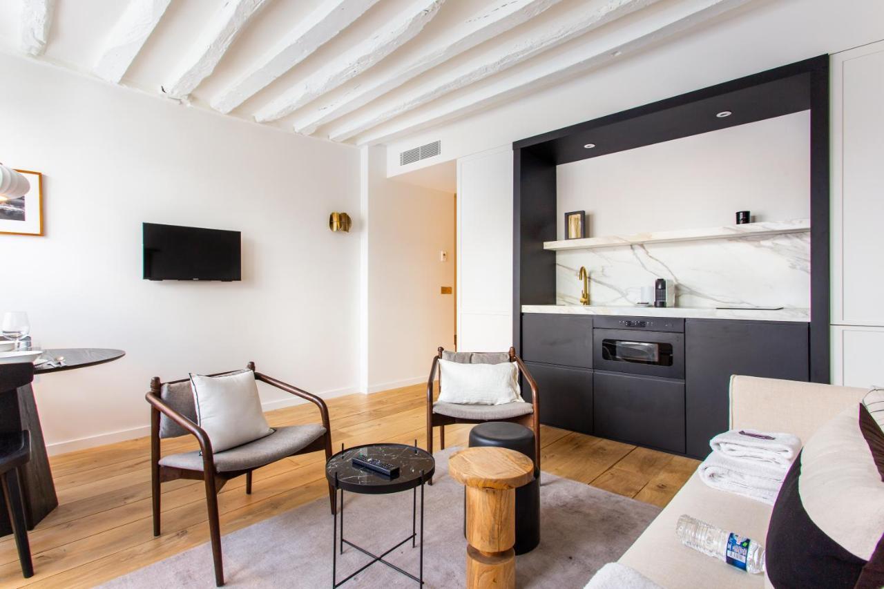Appartamento CMG Notre-Dame / Ile de la CIté Parigi Esterno foto